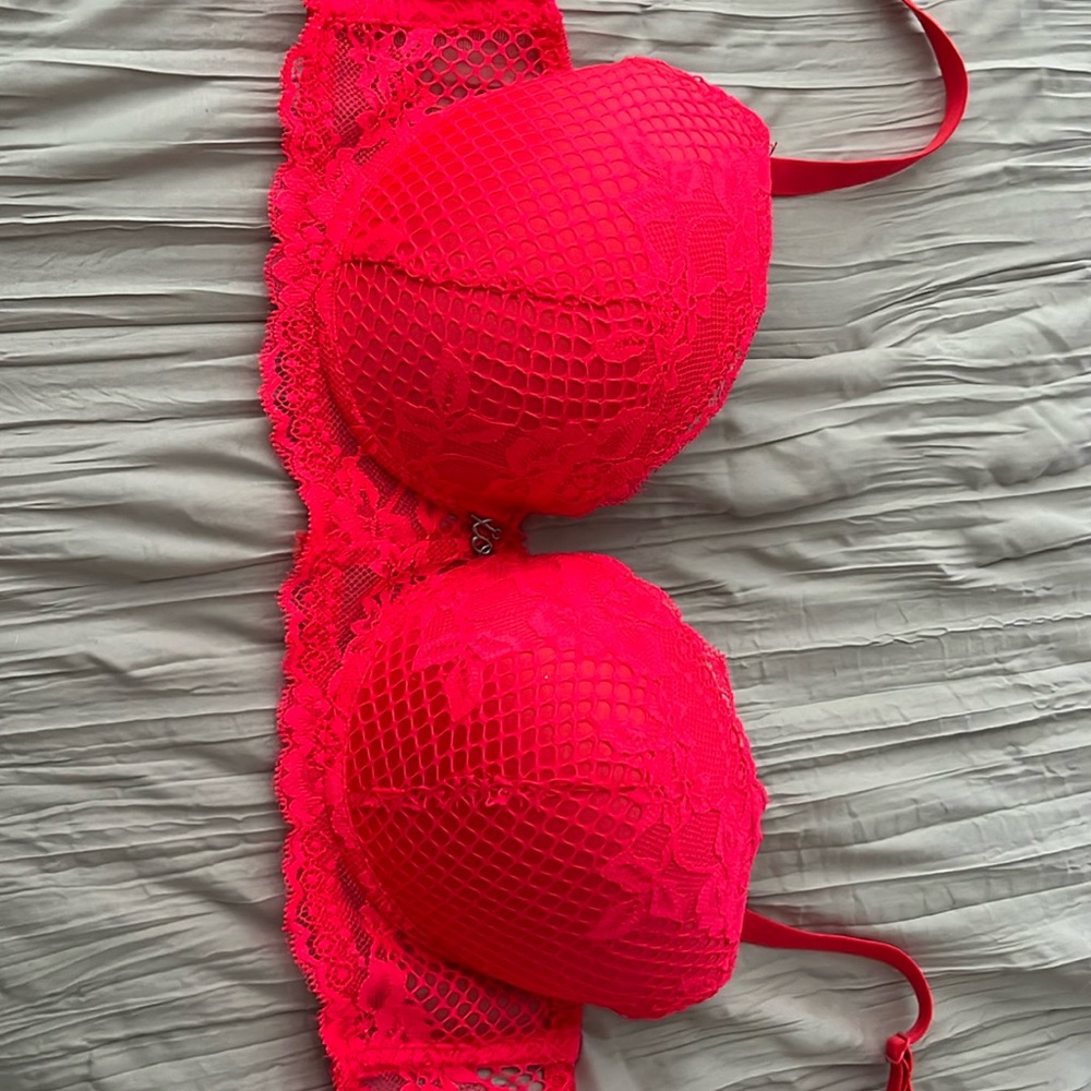 New never used. Hot pink push up bra